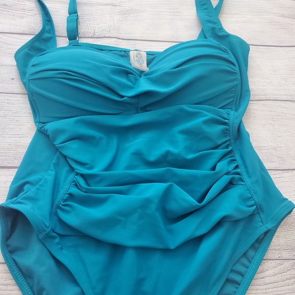 H2OH one piece swimsuit. Size medium. Teal. - Picture 2 of 7